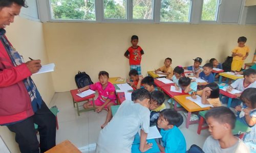 E. TJAHJONO SETYO BIUDI_SRG201705008_GEREJA ISA ALMASIH JEMAAT PURI ANJASMORO_ Ruang (1) E. TJAHJONO SETYO BIUDI_SRG201705008_GEREJA ISA ALMASIH JEMAAT PURI ANJASMORO_ Ruang (1)